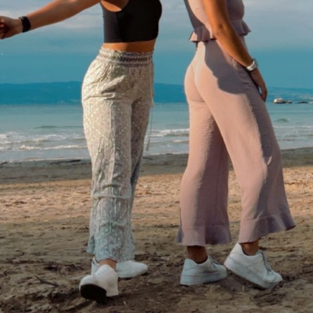 Flowy pants!💫 - Picture 4 of 4